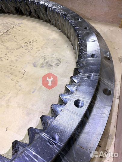 Поворотный круг Hyundai RC60-7 81M8-01021