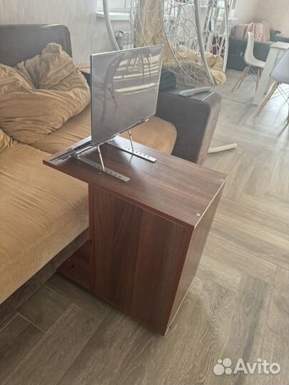 Тумба для работы на колесиках