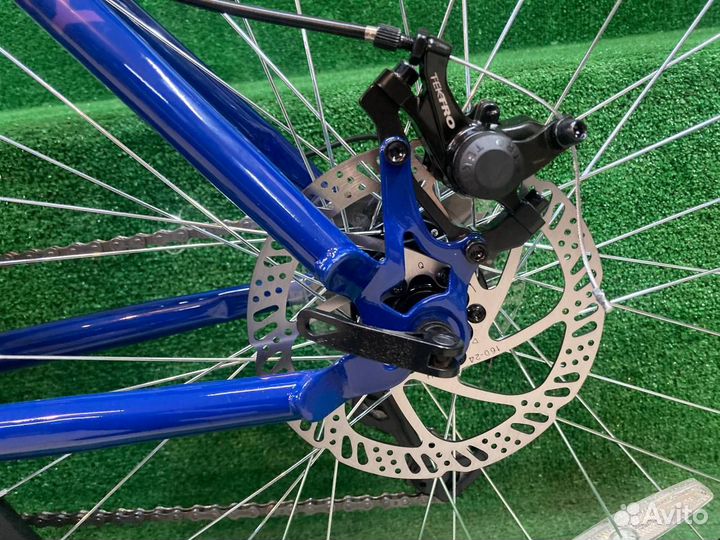 Лёгкий горный велосипед Wels Rocky 26