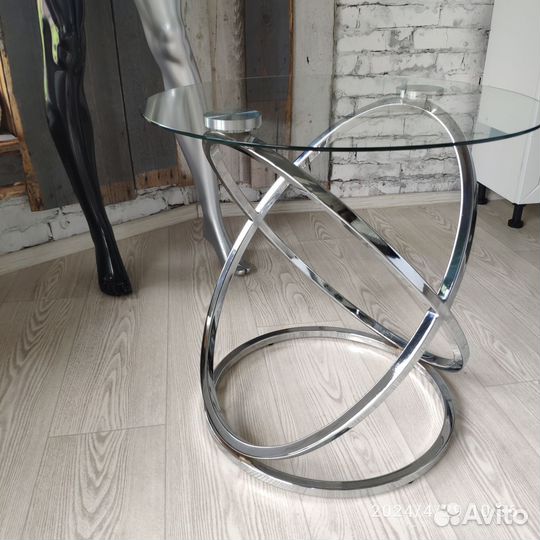 Журнальный столик бу