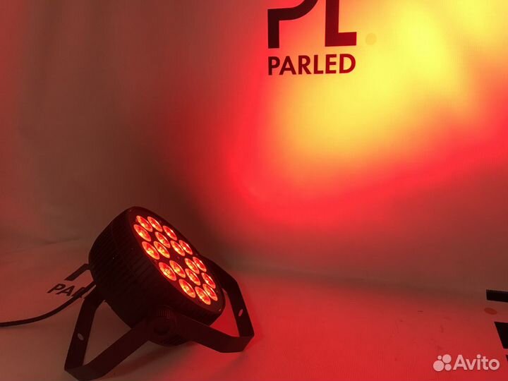 Яркий цветной прожектор PL Led par 18*18w rgbwa+UV