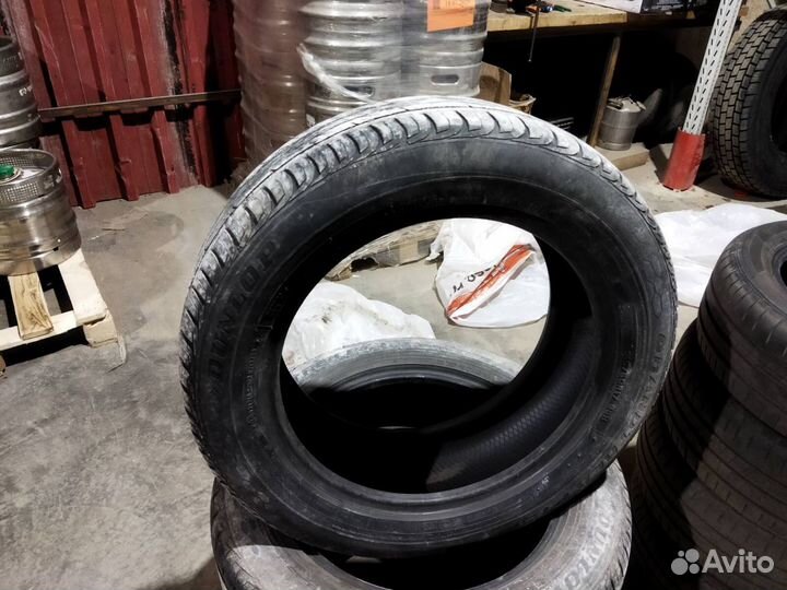 Dunlop Grandtrek PT3 215/60 R17 96H
