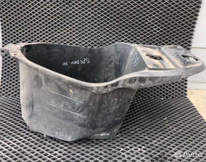 Подседельный багажник на скутер Skymoto Spider 50