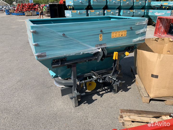 Разбрасыватель удобрений D-Pol РУМ 800, 2023