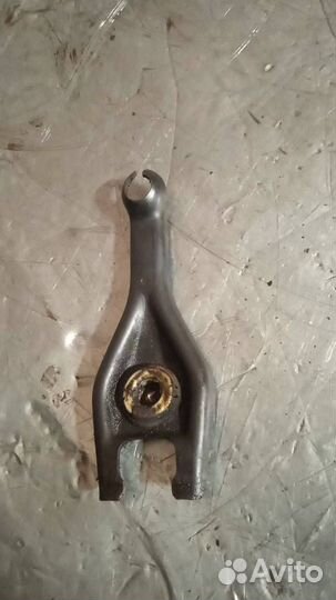 Вилка сцепления Peugeot 206 рест. 2003