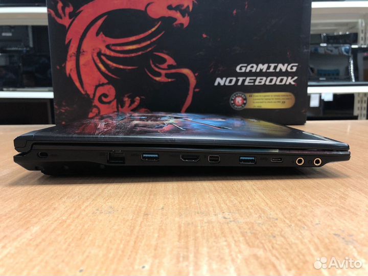 MSI MS-16JF/i7 8750/10GB/GTX1050Ti/1000GB/15.6