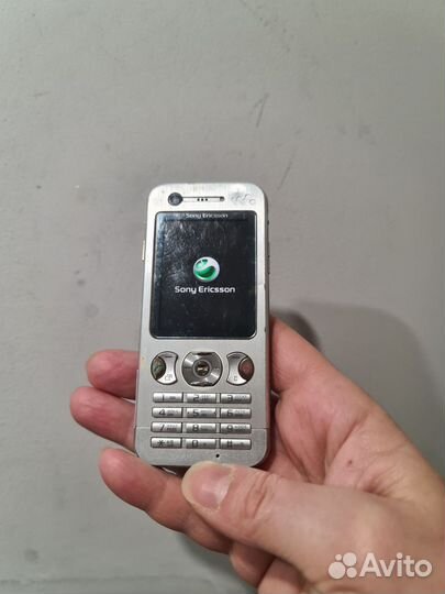 Sony Ericsson W890i