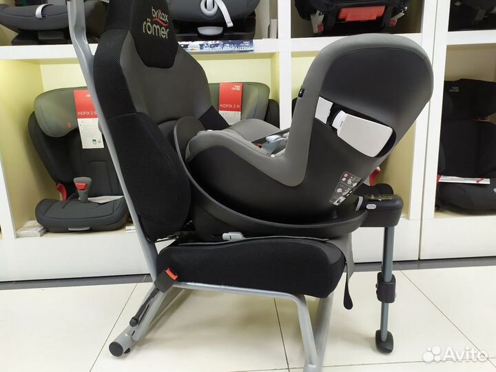 Автокресло Cybex Sirona M2 i-Size Manhattan Grey