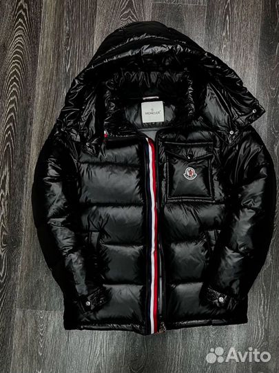 Пуховик moncler