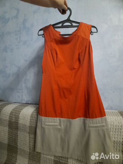 Платье 42-44, офисное, вечернее, просто погулять