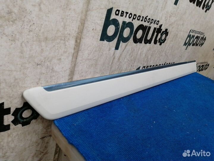 Молдинг на дверь задний правый 8658937 Volvo S80