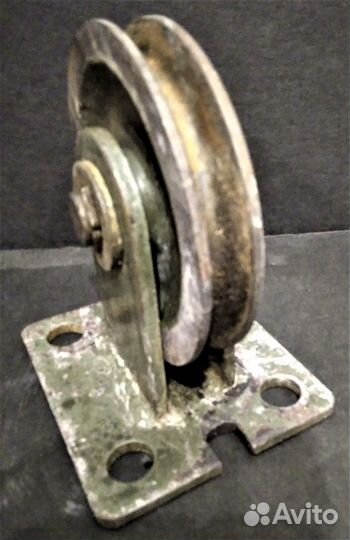 Блок подъёмный (такелажный) изготовлен в СССР