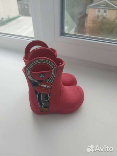 Резиновые сапожки crocs