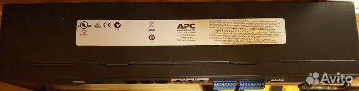 APC NetBotz Rack Monitor 550 (без 120/240V Power S