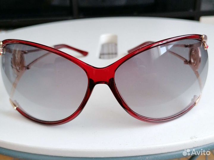 Очки солнцезащитные орифлейм.новые
