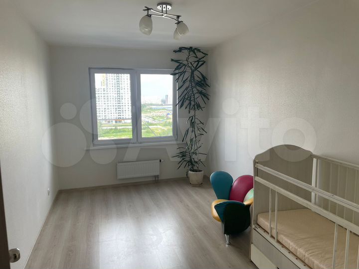 2-к. квартира, 52 м², 10/17 эт.