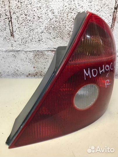 Фонарь задний правый Ford Mondeo 3 лифтбек 1.8