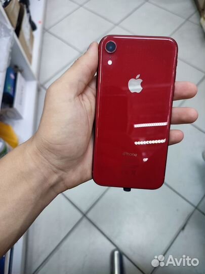 Телефон iPhone xr