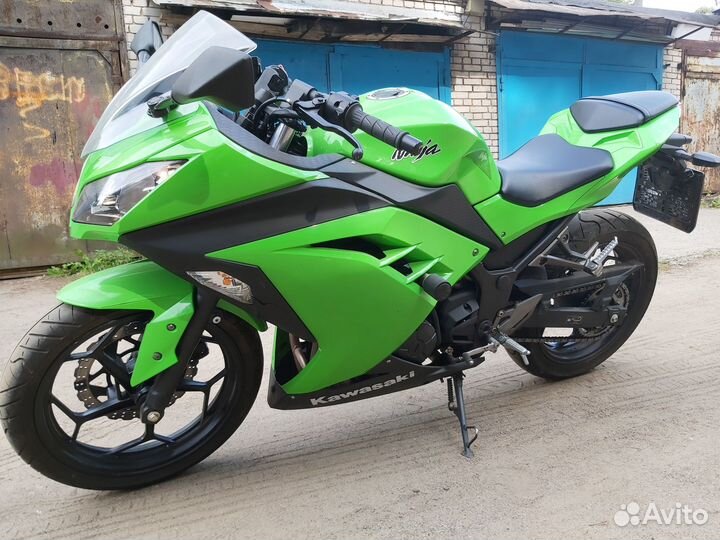 Мотоцикл Kawasaki Ninja 300