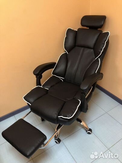 Офисное кресло (геймерское). Кресло для директора
