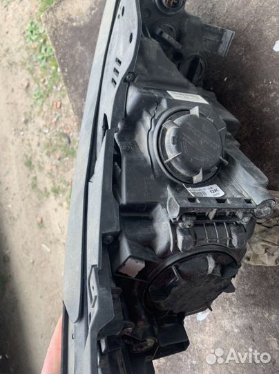 Фара правая / левая Hyundai Santa Fe 3