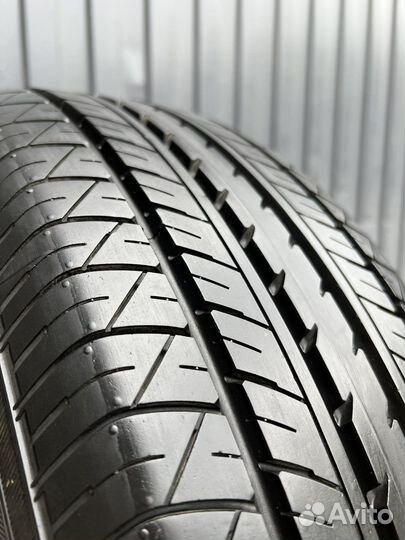 Yokohama BluEarth E70 215/60 R16