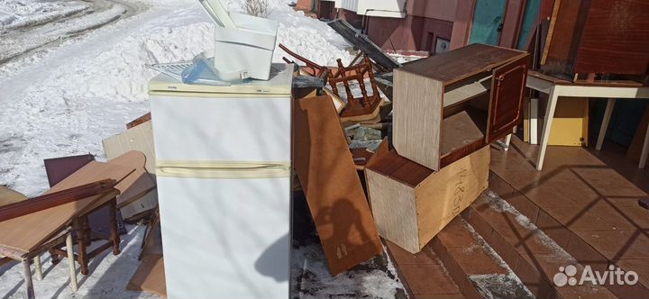 Вывоз мусора,старой мебели,хлама,веток на свалку