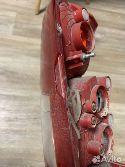 Фонарь задний правый chevrolet lacetti