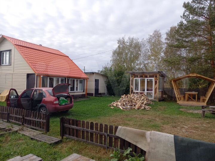 Дом 75 м² на участке 6,3 га