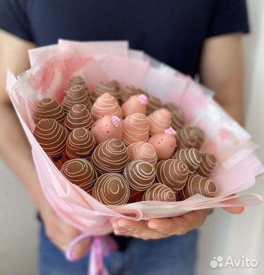 Мужские букеты, клубника в шоколаде, наборы