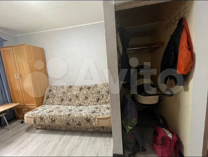 Комната 11 м² в 5-к., 3/3 эт.