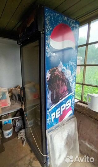 Холодильник для напитков Pepsi