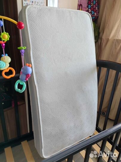 Кровать с ортопедическим матрасом