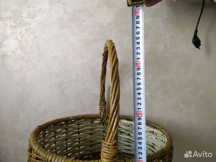 Корзина плетеная с ручкой
