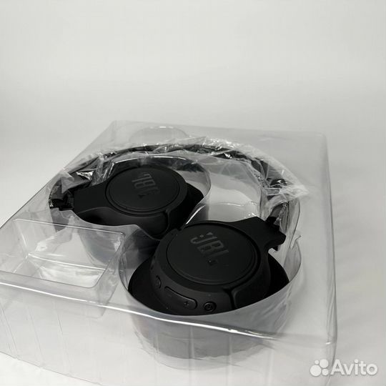 JBL Tune 760nc