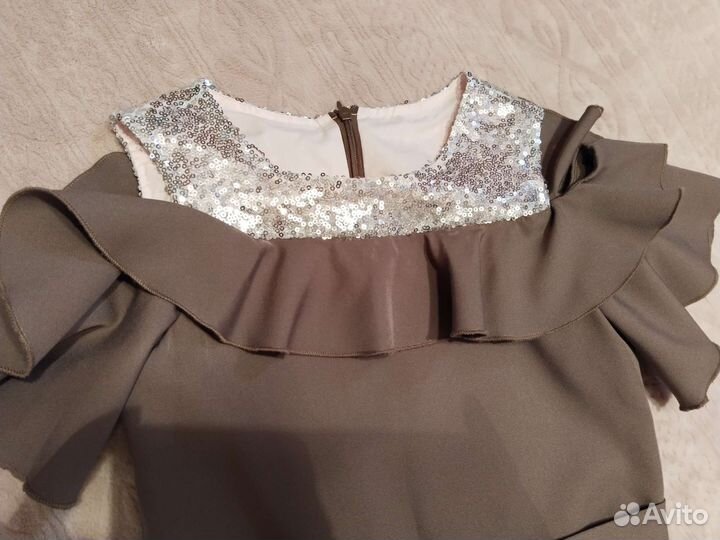 Комбинезон нарядный для девочки