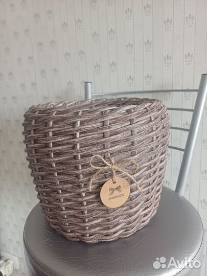 Кашпо из ротанга