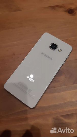 Телефон Samsung galaxy a3 2016