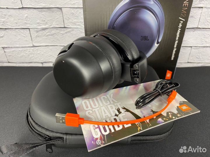 Наушники JBL tour ONE M2