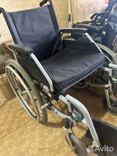 Инвалидная коляска