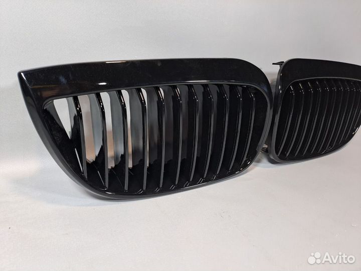 BMW E87 дорестайлинг решетки радиатора