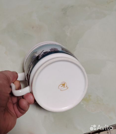 Фарфоровая кружка