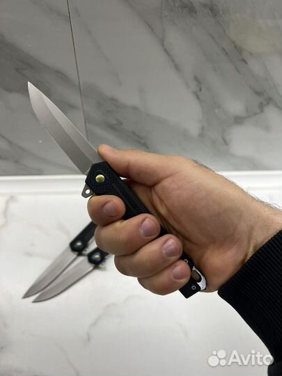 Складной нож D2