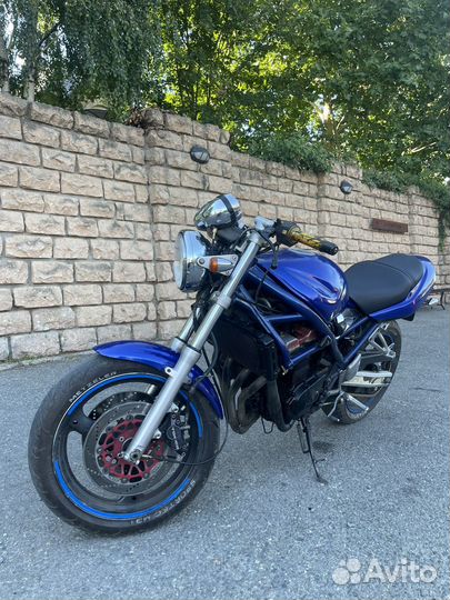 Suzuki bandit 400