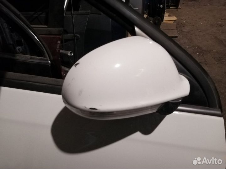 Зеркало Левое Правое фольксваген Джетта 5