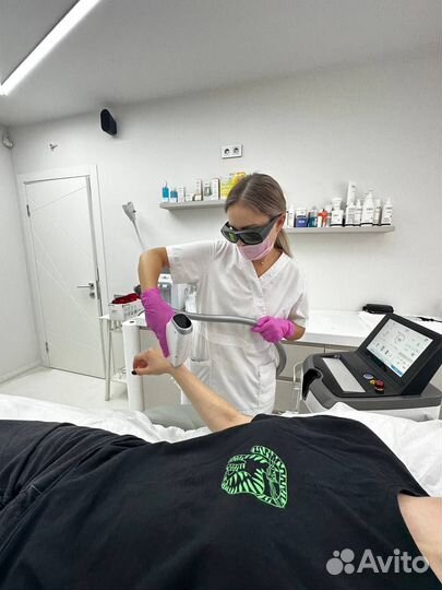 Аппарат для удаления татуажа