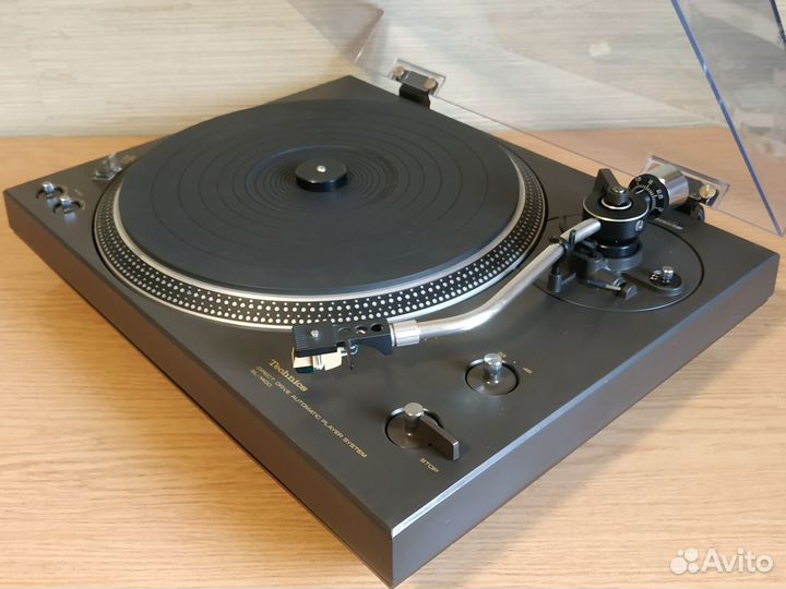 Проигрыватель винила Technics SL-1400 Japan