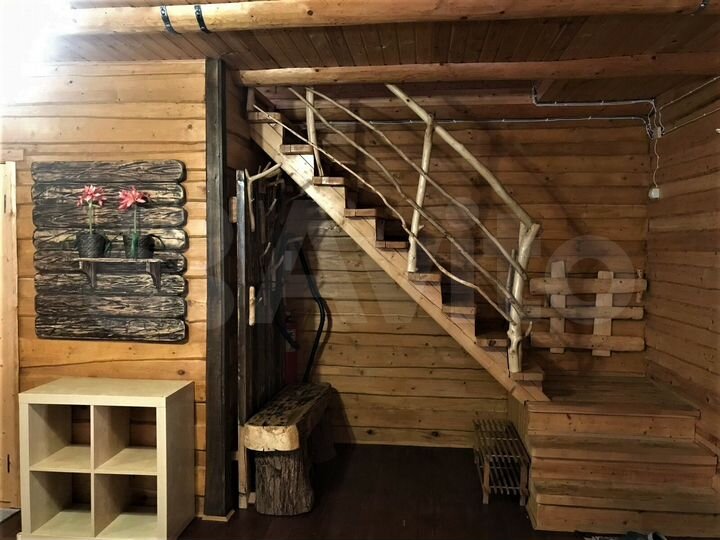 Дом 600 м² на участке 17,7 сот.