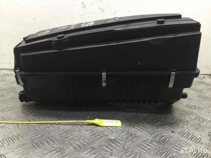 Корпус воздушного фильтра Mercedes C-klasse a64609