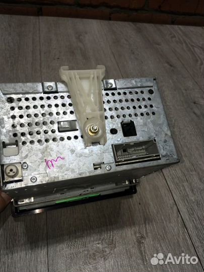 Штатная магнитола Land Rover Freelander 1 18K4F